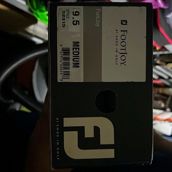 Footjoy ICON 9.5 Medium (Style52315) - Picture 5 of 6